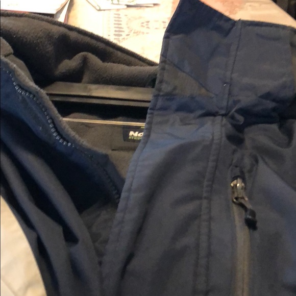 Black and tan jacket by NordicTrack size XL - Picture 5 of 8